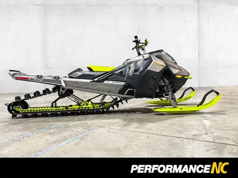 Ski-Doo Summit X w/EXPERT PKG 175 850 E-TEC 2023
