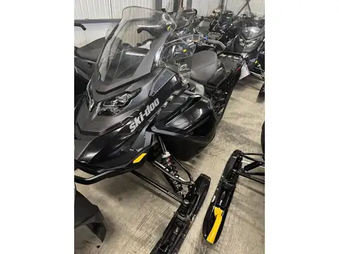 Ski-Doo Renegade Adrenaline 900 ACE 2025