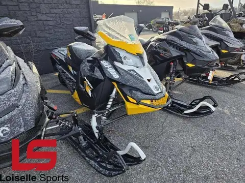 Ski-Doo MXZ Blizzard 900 ACE 2017